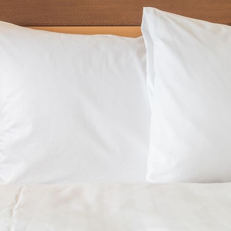 Holiday Inn Express Hotel & Suites Fort Atkinson By Ihg Exteriör bild