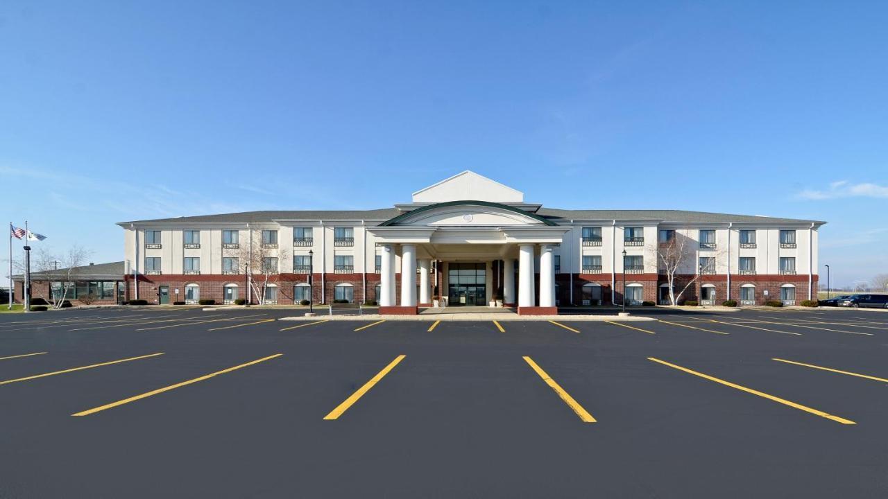Holiday Inn Express Hotel & Suites Fort Atkinson By Ihg Exteriör bild